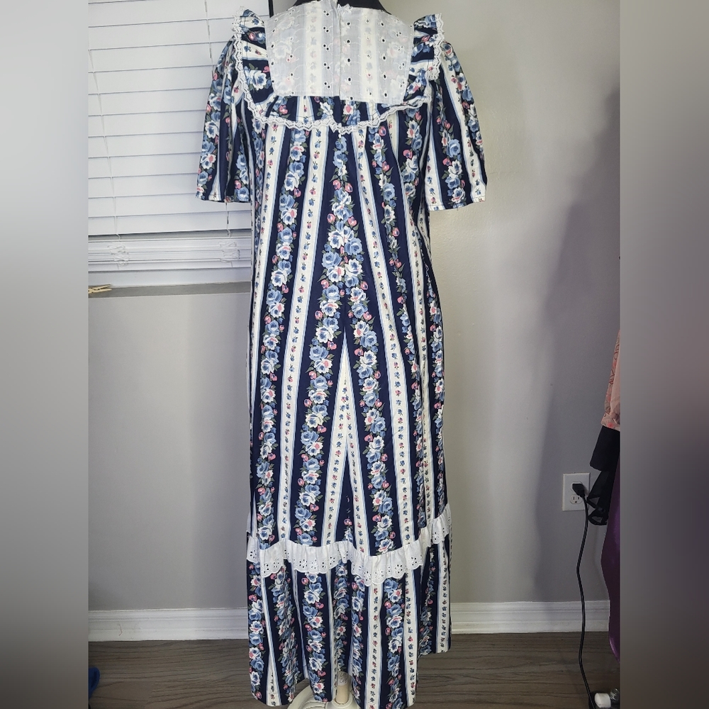 Vintage 70s Hawaiian Sun Babies for Liberty House Floral Dress - Picture 7 of 9